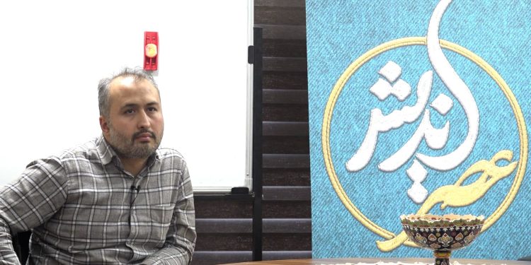 تورم، زاییده خلق پول بدون پشتوانه تولید در کشور است