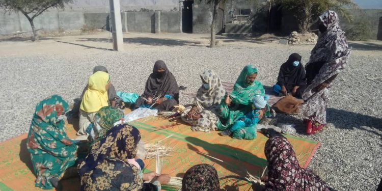 “وی” روستایی سراسر زندگی