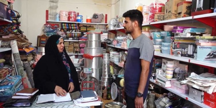 یک دست صدا ندارد