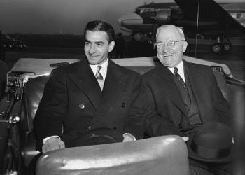 اداره اصل 4، چگونه راه نفوذ آمریکا در مسیر توسعه کشور را پایهریزی نمود